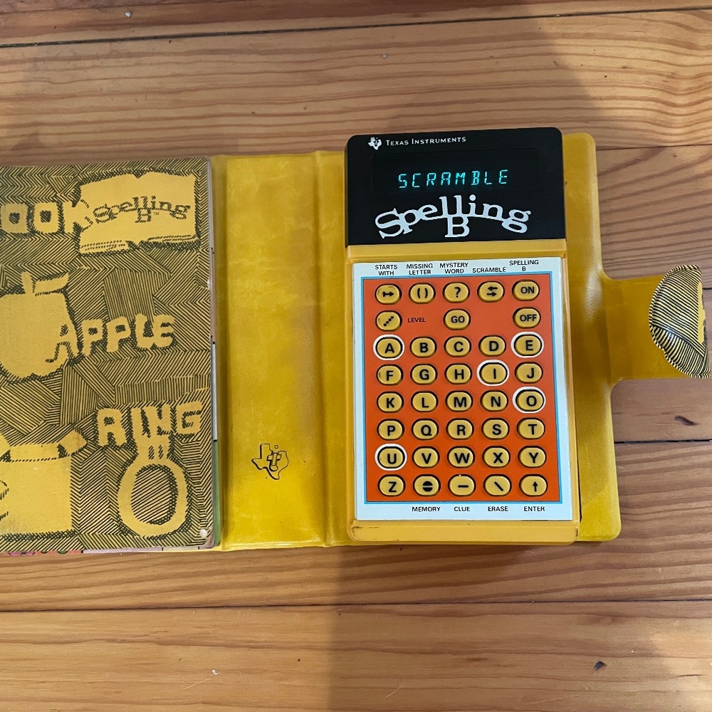 vintage Texas Instruments Spelling Bee 1978